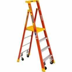 Werner 3' Type 1A Fiberglass Podium Ladder W/ Casters 300 lb. Cap - PD6203-4C