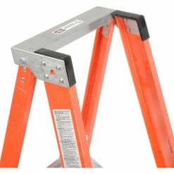 Werner 2' Fiberglass Platform Step Ladder 300 lb. Cap - P6202 -Ladders Sales Store 640732 03