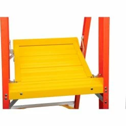 Werner 3' Type 1A Fiberglass Podium Ladder - PD6203 -Ladders Sales Store 640771 08