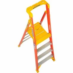 Werner 4' Type 1A Fiberglass Podium Ladder - PD6204 -Ladders Sales Store 640772 02