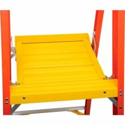 Werner 4' Type 1A Fiberglass Podium Ladder - PD6204 -Ladders Sales Store 640772 07