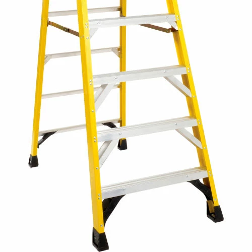 Werner 6' Type 1AA Fiberglass Podium Ladder - PD7306 11 Werner 6' Type 1AA Fiberglass Podium Ladder - PD7306 - Image 9
