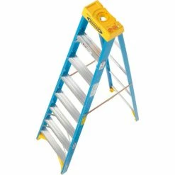 Werner 8' Fiberglass Step Ladder w/ Plastic Tool Tray 250 lb. Cap - 6008 -Ladders Sales Store 942806 06
