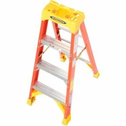 Werner 4' Fiberglass Step Ladder w/ Plastic Tool Tray 300 lb. Cap - 6204 -Ladders Sales Store 942808 13