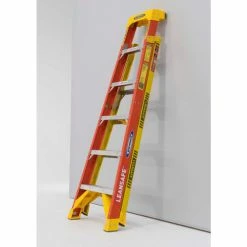 Werner 4' Fiberglass Leansafe Ladder w/ Plastic Tool Tray, 300 lb. Cap - L6204 -Ladders Sales Store L6200 EI Leaning2 1