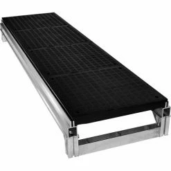 Wearwell® FOUNDATION Smooth Platform KIT 8"H x 18"W x 18"L